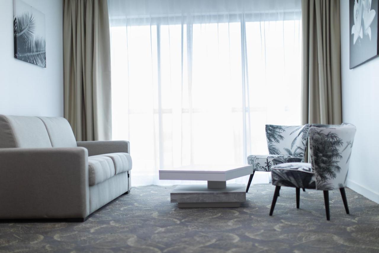 Le Barracuda & Spa, Centre Port, Pieds Dans L'Eau, Vue Mer 布雷斯特 外观 照片